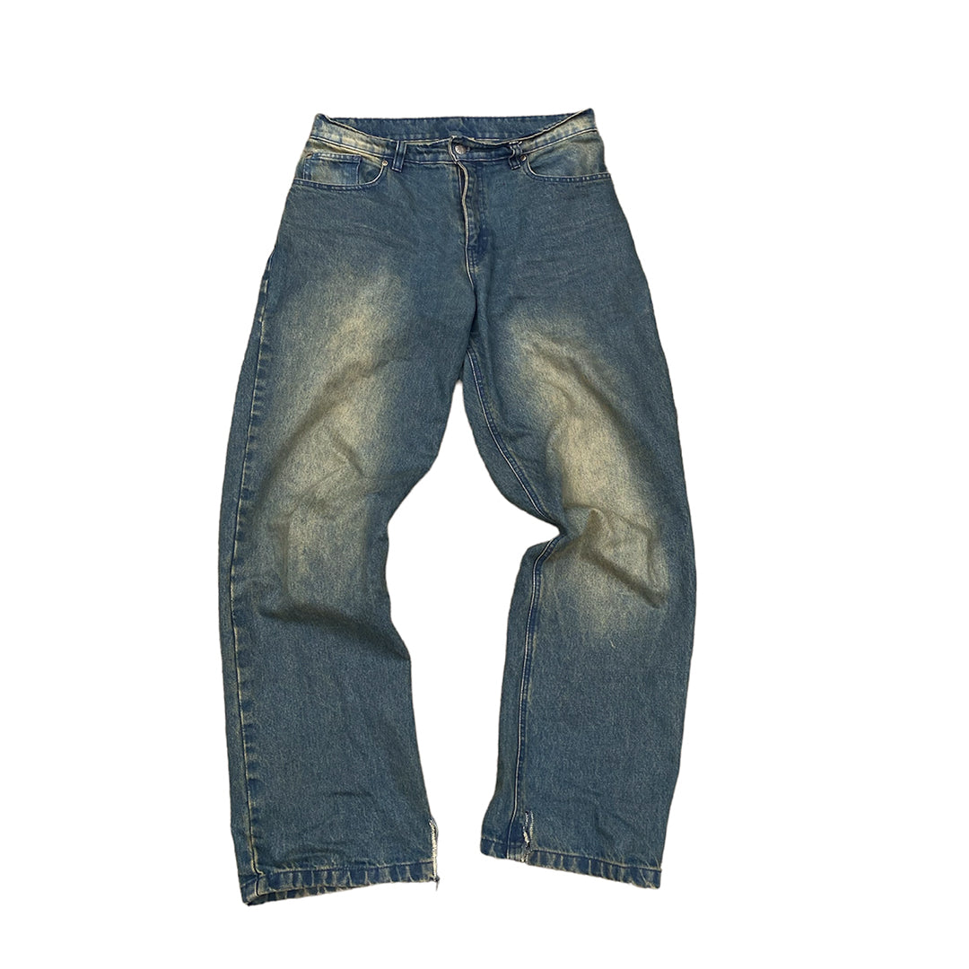Dirty wash jeans
